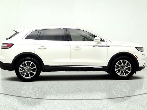 Used 2022 Lincoln Nautilus Reserve FWD image 4