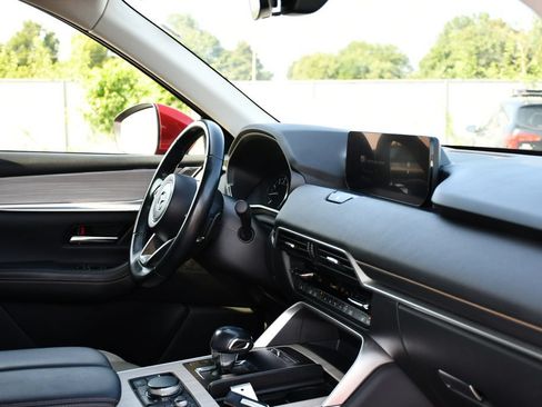 Used 2024 MAZDA CX-90 3.3 Turbo w/ Preferred Plus AWD/4WD image 32