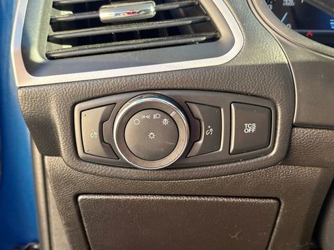 Used 2022 Ford Edge SE image 20