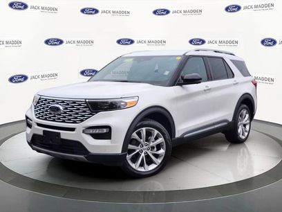 Certified 2023 Ford Explorer Platinum w/ Technology Package