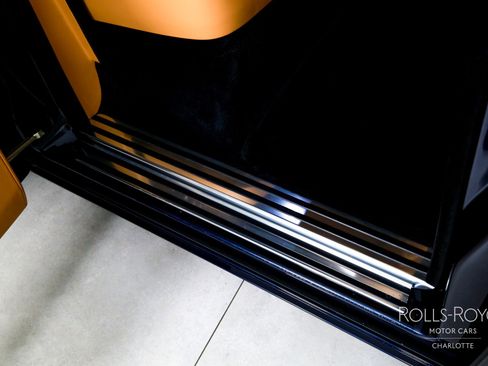 Certified 2020 Rolls-Royce Phantom Sedan image 33