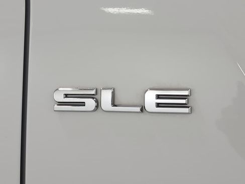 Used 2011 GMC Terrain SLE w/ Convenience Package AWD/4WD image 10