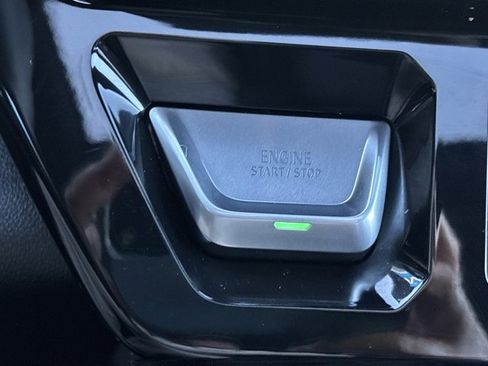 Used 2024 GMC Sierra 2500 AT4 w/ AT4 Premium Plus Package image 36