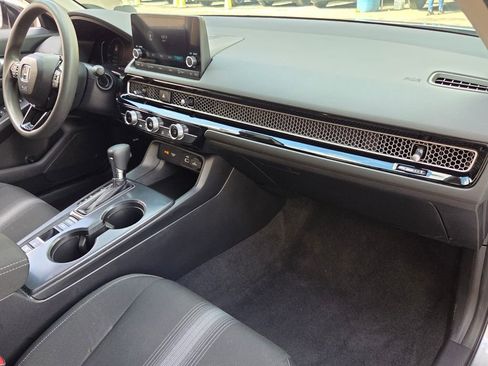 Used 2023 Honda Civic LX image 16