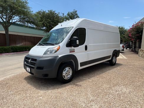 Used 2017 RAM ProMaster 2500 w/ Interior Convenience Group FWD image 11