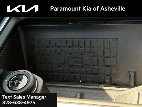 Used 2025 Ford Expedition Max Active RWD image 17