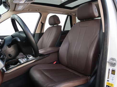 Used 2016 BMW X5 xDrive35i image 12