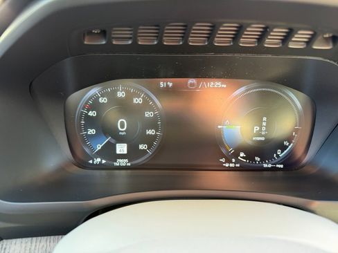 Used 2022 Volvo XC90 T8 Inscription w/ Advanced Package AWD/4WD image 15