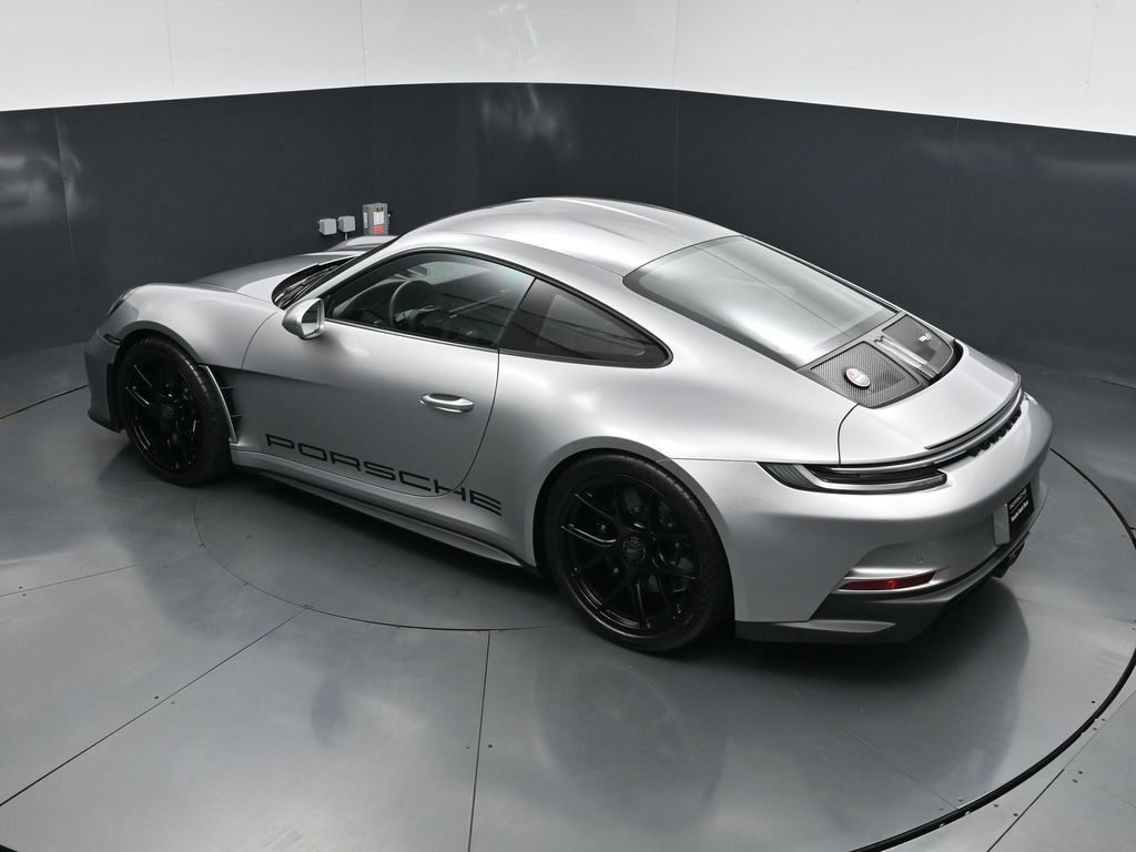 Certified 2024 Porsche 911 GT3 RS RWD image 17