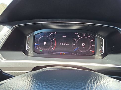 Used 2019 Volkswagen Tiguan SEL FWD image 21