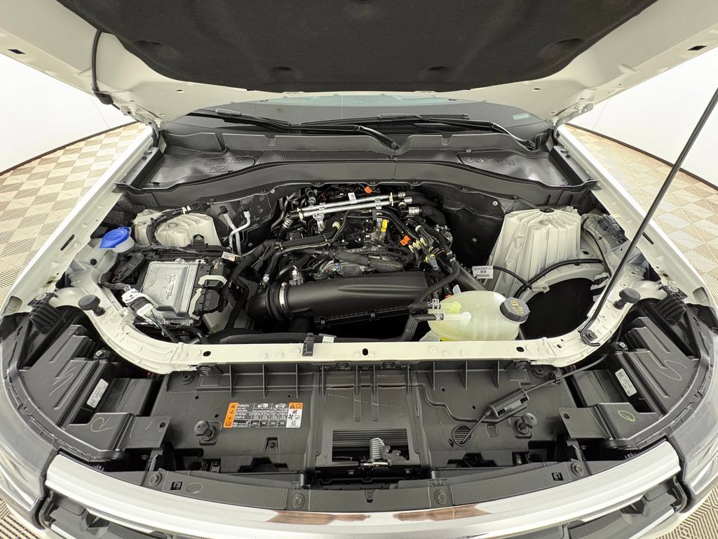 New 2027 Ford Explorer Active w/ Active Comfort Package RWD image 33