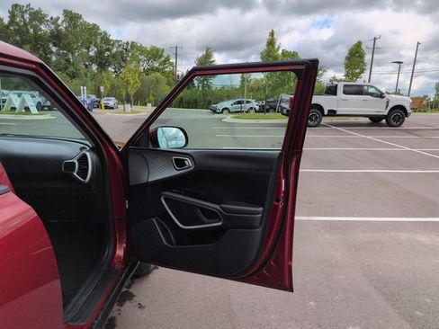 Used 2022 Kia Soul LX FWD image 14