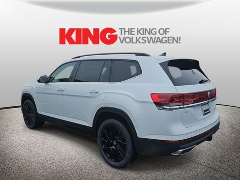 New 2026 Volkswagen Atlas SE image 6