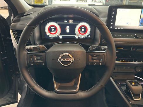 Certified 2026 Nissan Rogue SL AWD/4WD image 27