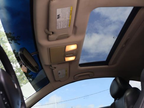 Used 2010 INFINITI G37 Sport w/ Navigation Pkg image 33