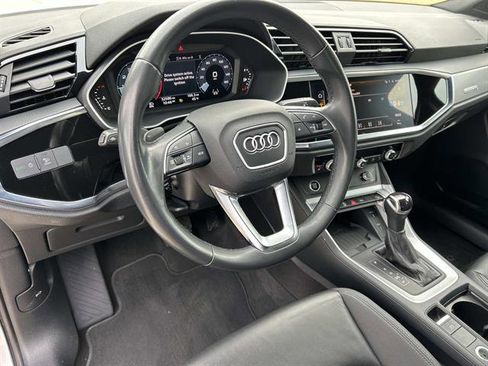 Used 2024 Audi Q3 2.0T Premium image 13