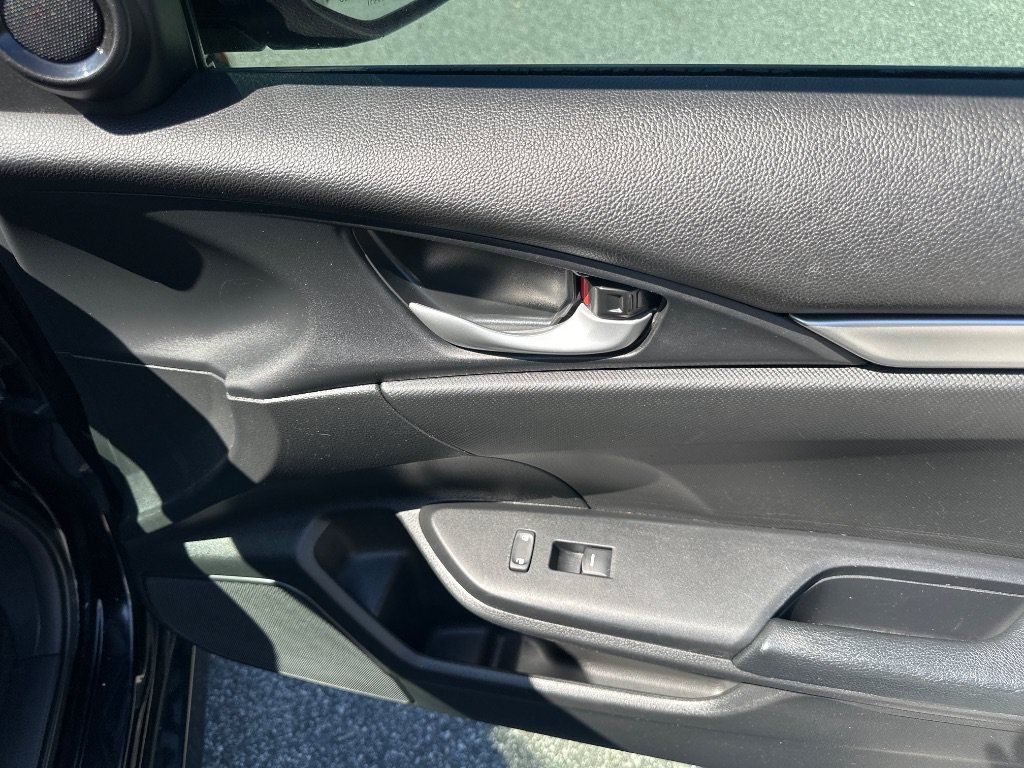 Used 2019 Honda Civic Sport image 22