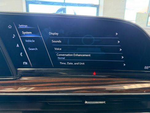 Used 2023 Cadillac Escalade Premium Luxury AWD/4WD image 66
