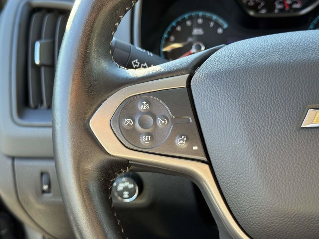 Used 2022 Chevrolet Colorado Z71 AWD/4WD image 23