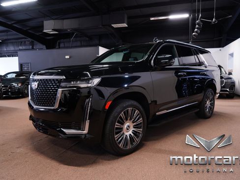 Used 2022 Cadillac Escalade Luxury RWD image 3