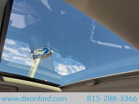 New 2026 Volkswagen Jetta SE image 19