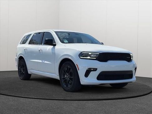 Used 2021 Dodge Durango SXT RWD image 6