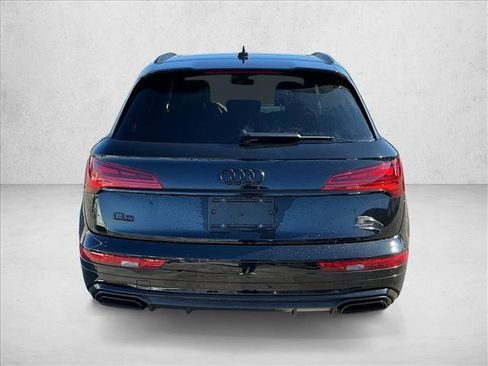 Used 2024 Audi Q5 2.0T Premium w/ Summer of Audi Package image 6