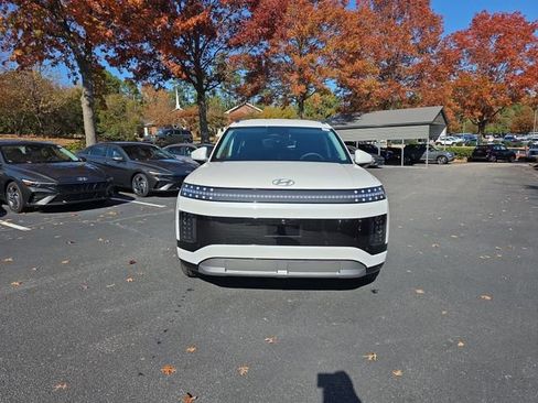 New 2026 Hyundai Ioniq 9 SEL image 11