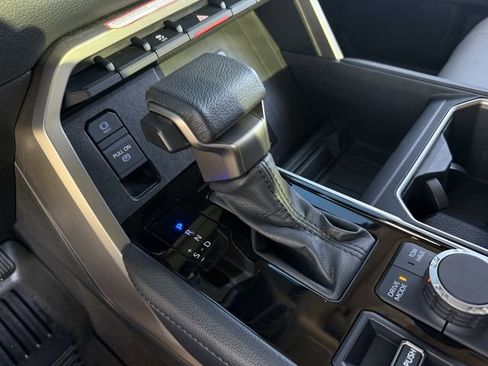 Used 2024 Toyota Tundra Limited w/ Power Package image 21