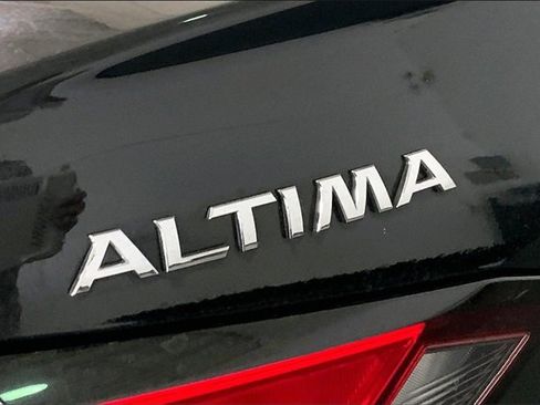 Used 2022 Nissan Altima 2.5 SV image 29