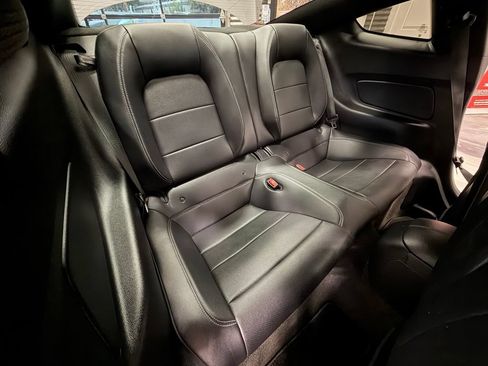 Used 2015 Ford Mustang GT Premium w/ Equipment Group 401A RWD image 5