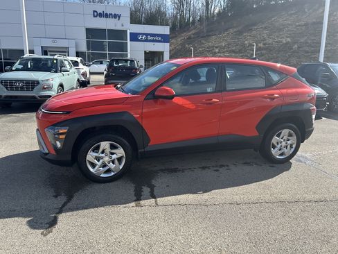 Used 2025 Hyundai Kona SE image 22