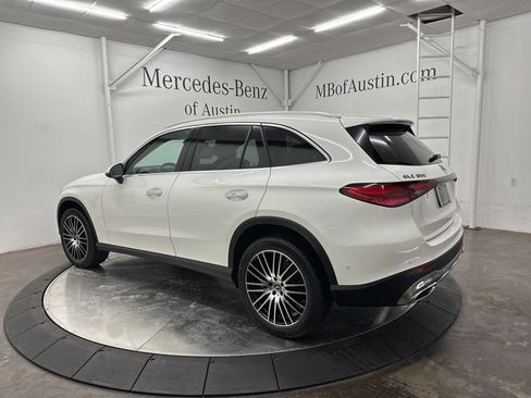Used 2026 Mercedes-Benz GLC 300 image 5