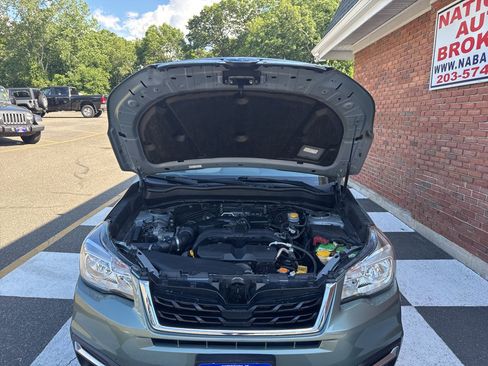 Used 2017 Subaru Forester 2.5i Premium AWD/4WD image 32