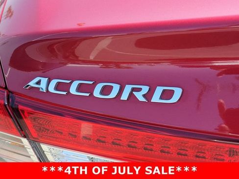 Used 2021 Honda Accord Touring image 31
