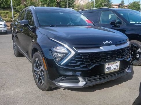 Certified 2023 Kia Sportage EX AWD/4WD image 2