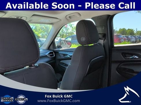 Used 2024 Chevrolet TrailBlazer LT w/ Convenience Package AWD/4WD image 9
