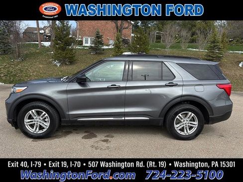 Certified 2023 Ford Explorer XLT image 1