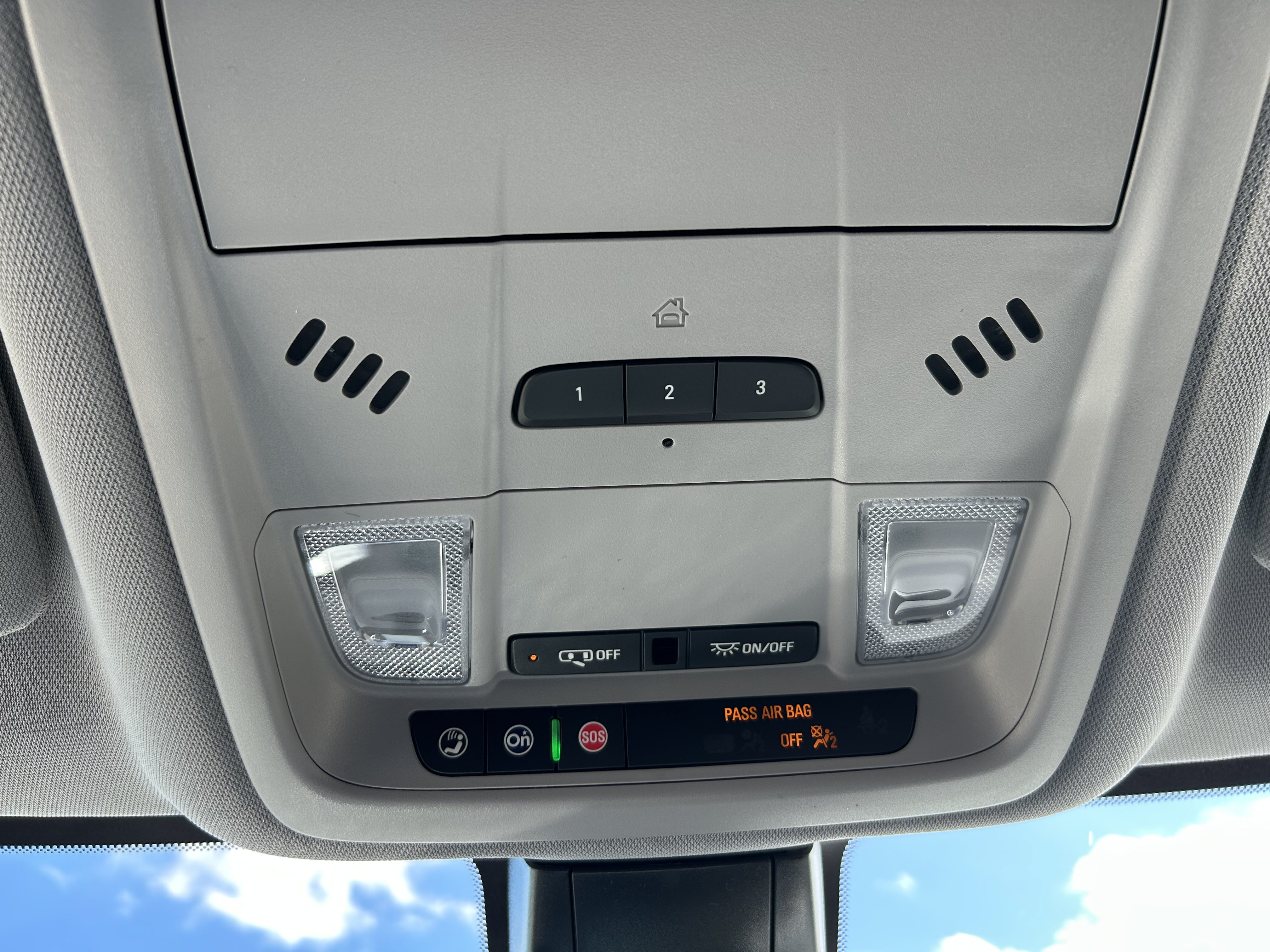 New 2026 Chevrolet Blazer LT w/ Convenience Package FWD image 27