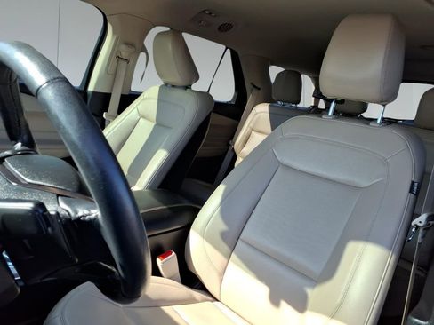 Used 2020 Ford Explorer XLT w/ Equipment Group 202A RWD image 15