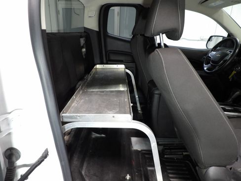 Used 2021 Chevrolet Colorado LT w/ Fleet Safety Package RWD image 12