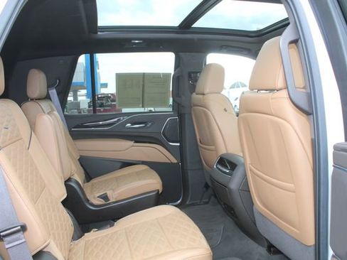Used 2022 Cadillac Escalade Premium Luxury w/ LPO, Floor Liner Package image 18