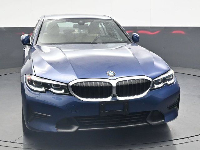Used 2021 BMW 330i xDrive Sedan AWD/4WD image 11