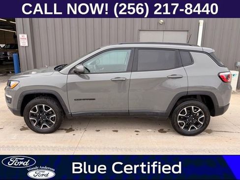 Used 2019 Jeep Compass Sport image 3