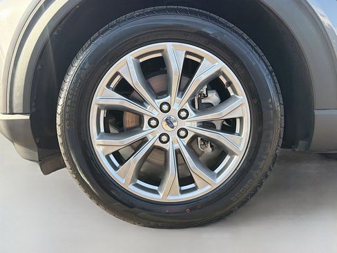 Used 2022 Ford Explorer XLT w/ Equipment Group 202A image 43