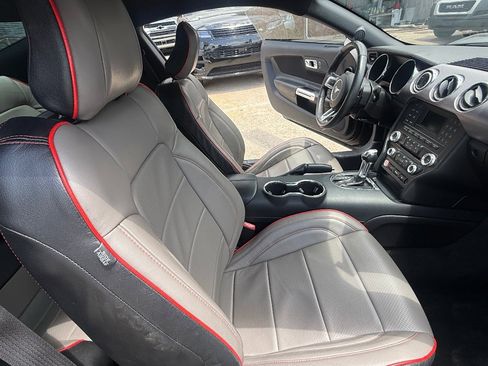 Used 2017 Ford Mustang GT w/ Black Accent Package image 15