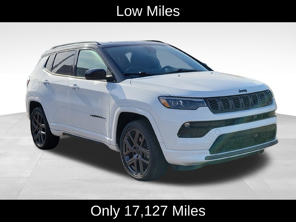 Used 2025 Jeep Compass Limited w/ High Altitude Package AWD/4WD image 2