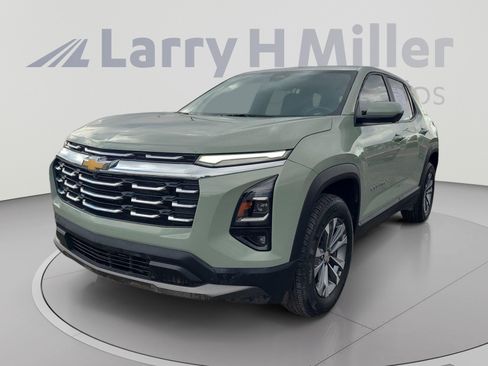 Used 2025 Chevrolet Equinox LT w/ Safety and Technology Package AWD/4WD image 1