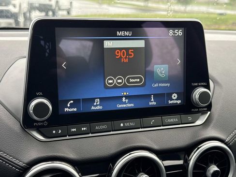 Used 2025 Nissan Sentra SV w/ All-Weather Package FWD image 4