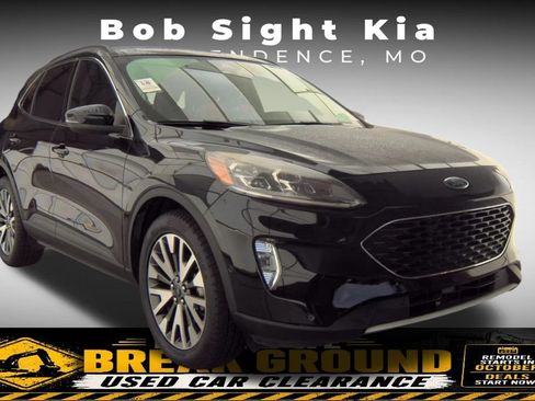 Used 2020 Ford Escape Titanium AWD/4WD image 4